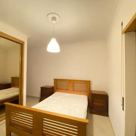 Daire T2 To 8 Min Of Da Rocha *